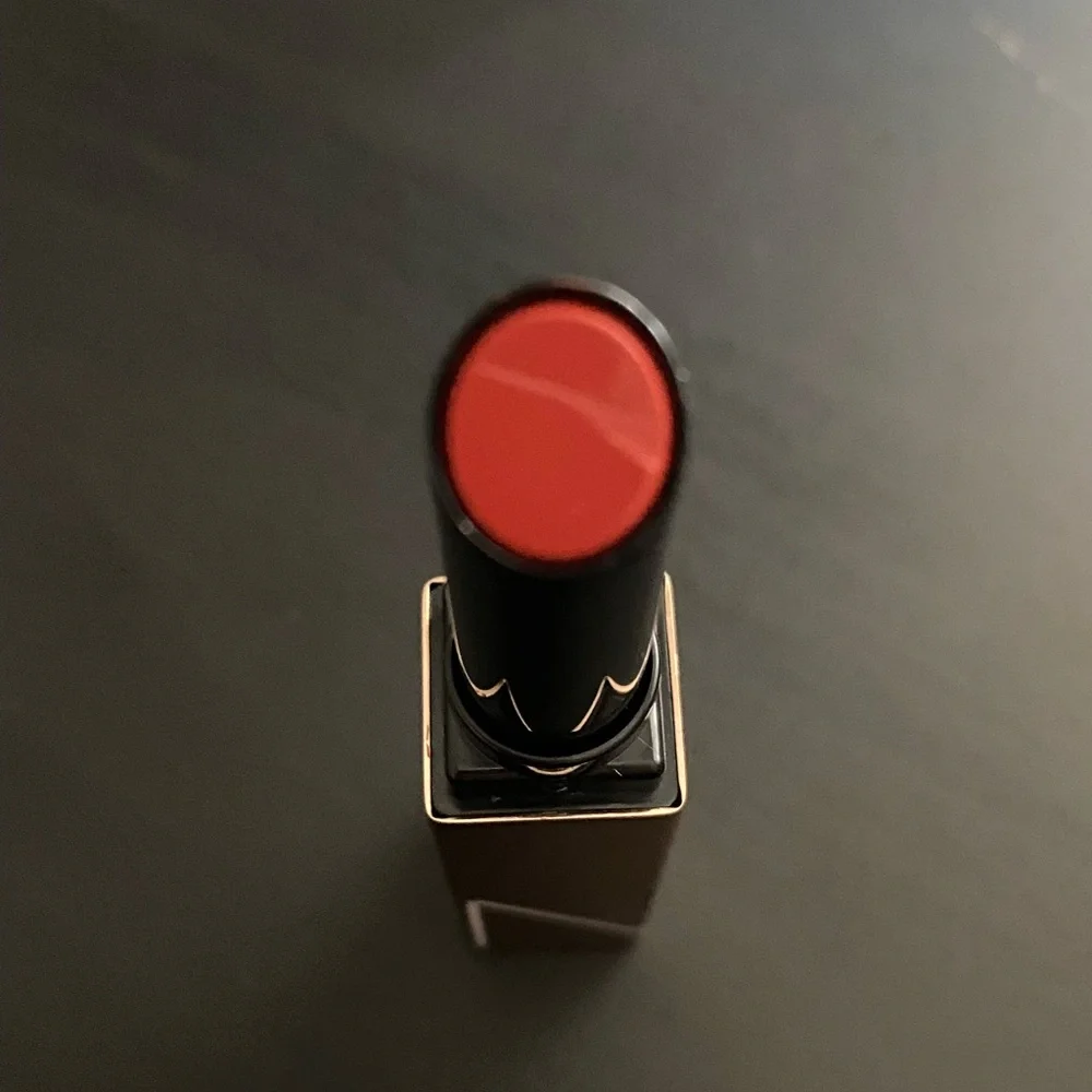 NWOT - NARS Idolized Lipstick - Red